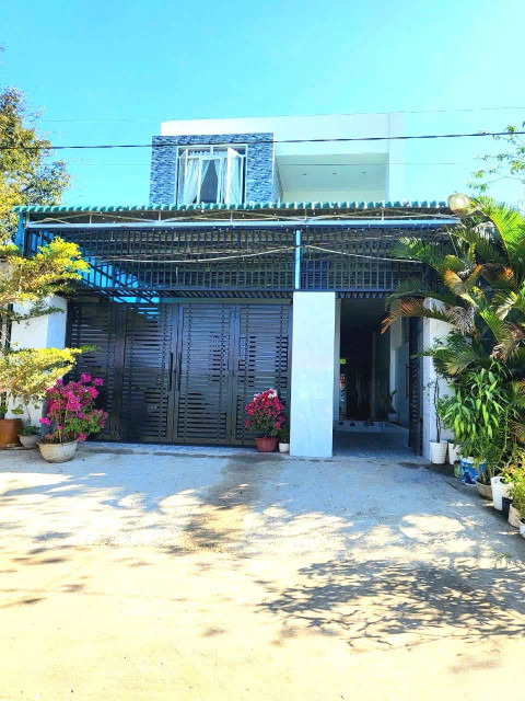 Bán nhà 2 lầu sân vườn khu dân cư trung tâm xã Hiệp An, đi trung tâm Đà Lat hơn 12km