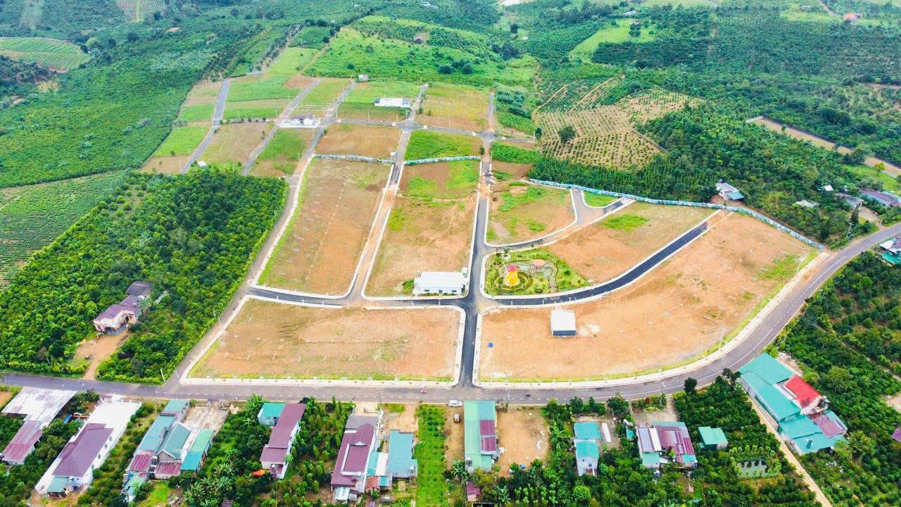 chủ ngộp cần bán 200m2 đất ngay trung tâm thành phố bảo lộc