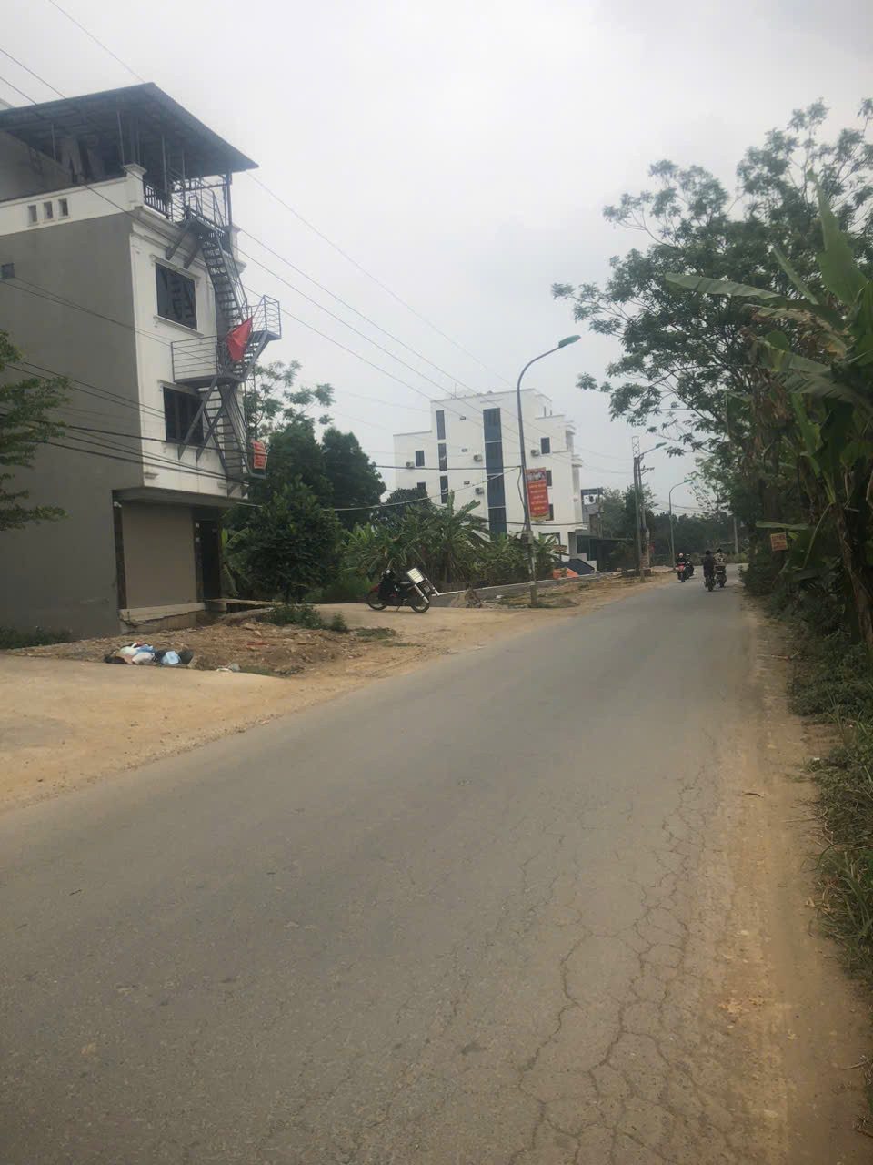 Hình 3