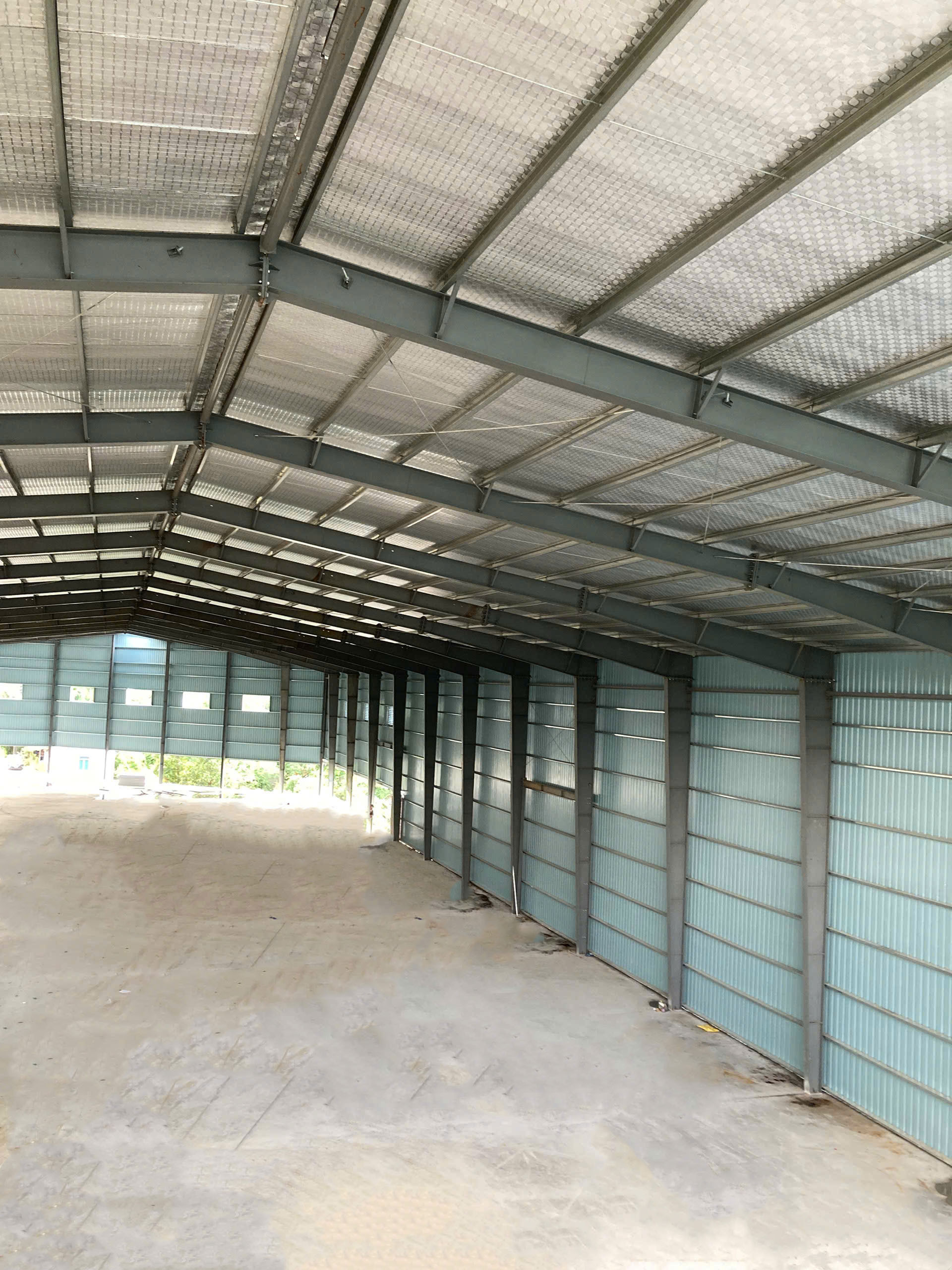Cho thuê kho kín 3500m tại Nhà máy in tiền Quốc gia
