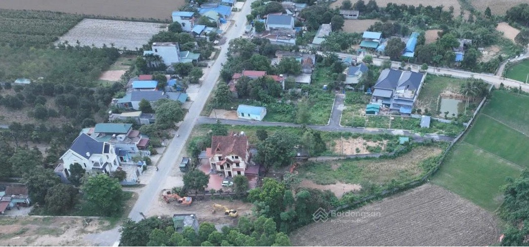 Đất ở đô thị, thị trấn Ba Hàng Đồi, Lạc Thủy, Hòa Bình (nay là xã An Nghĩa, Phú Thọ)