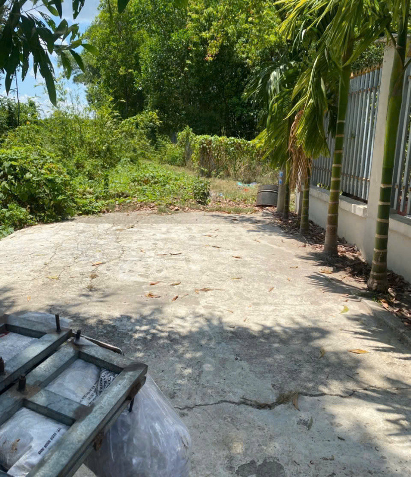 ĐẤT ĐẸP - ĐẦU TƯ SINH LỜI - CHỦ Cần Bán Nhanh - Vị Trí Tại : Tỉnh Tây Ninh
+ Giá mong muốn : 380 TRIỆU Hết Đất