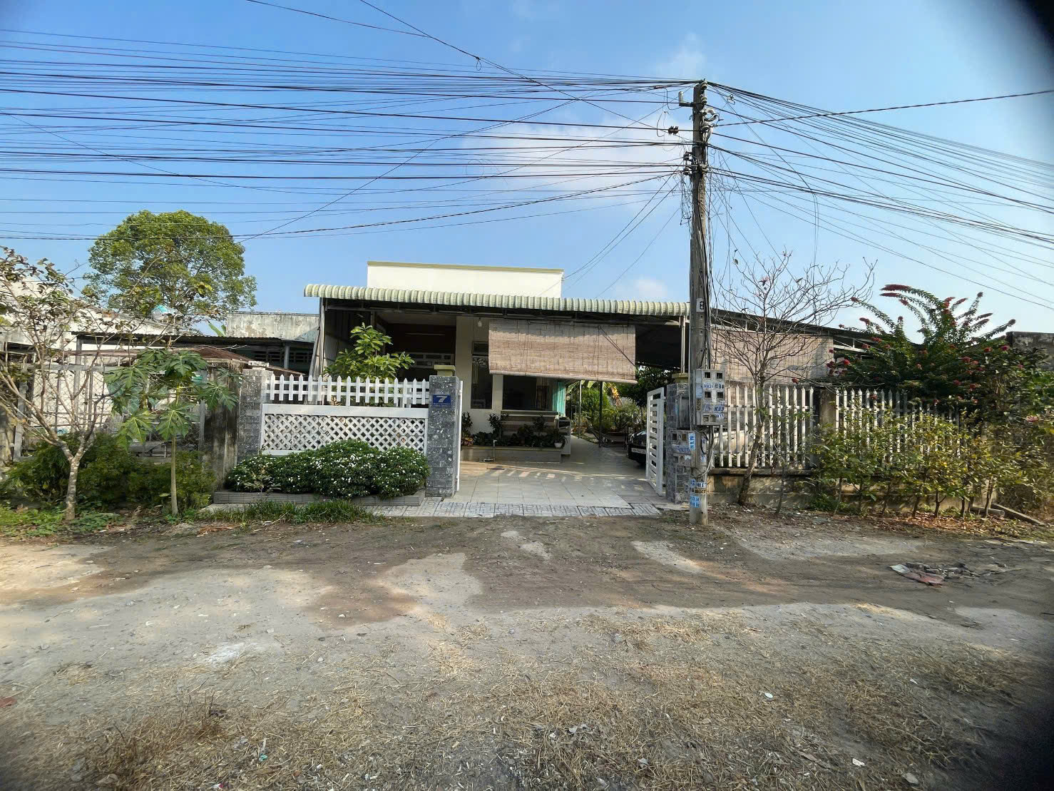 Bán nhà 270m² full thổ cư ngang 12m giá 1.6 tỷ tại Đường Quốc Lộ 22B Phường Long Hoa
