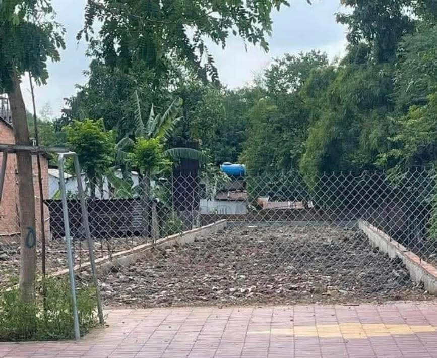 Cần vốn kinh doanh gia đình bán gấp 150m2 đất thổ cư cách quốc lộ 27 100m.