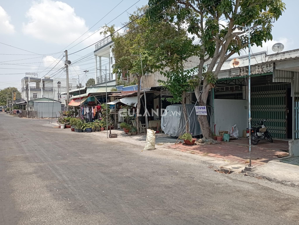 Cần bán nhà đất tại khu dân cư lớn xã Bình Hàng Trung
