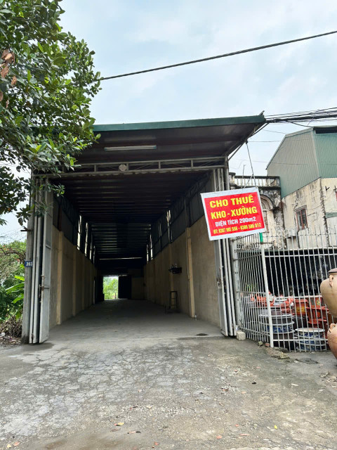 CHO THUÊ CỬA HÀNG – KHO HÀNG - NHÀ Ở 200M² – MẶT ĐƯỜNG QUỐC LỘ 32, SƠN TÂY