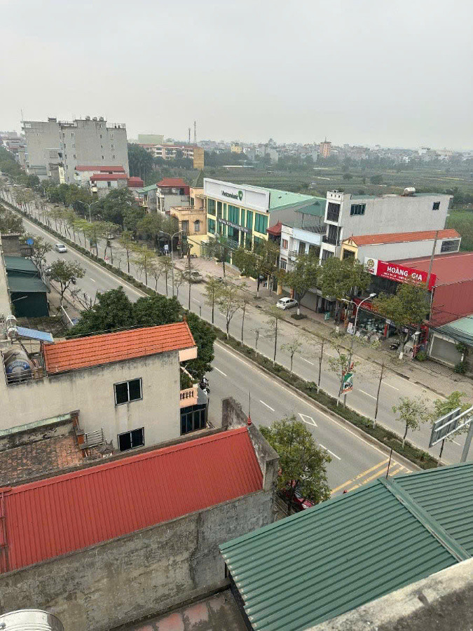 BÁN NHANH NHÀ MẶT PHỐ 6TẦNG - THANG MÁY - CẠNH NGÃ BA QL32, HOÀI ĐỨC