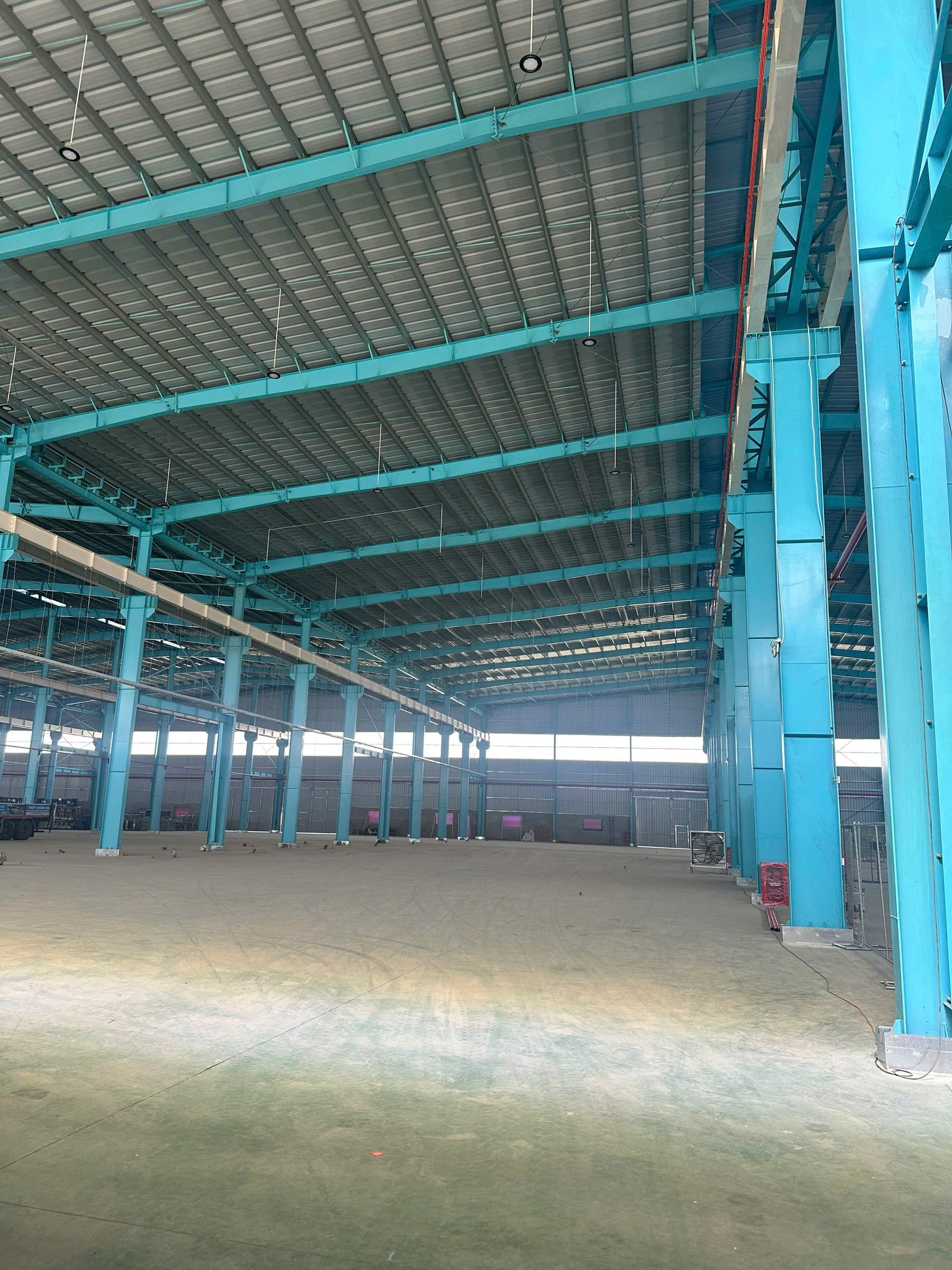 Cho Thuê  4.600m2 Kho xưởng tại Lạc Đạo, Văn Lâm, tỉnh Hưng Yên .