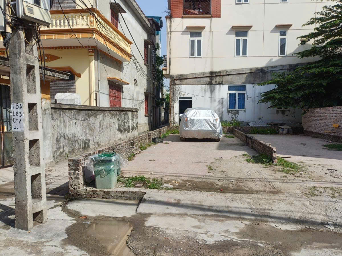 Bán đất hàng xóm Vin Cổ Loa cách cầu Đông Trù 600m giá  đầu tư
