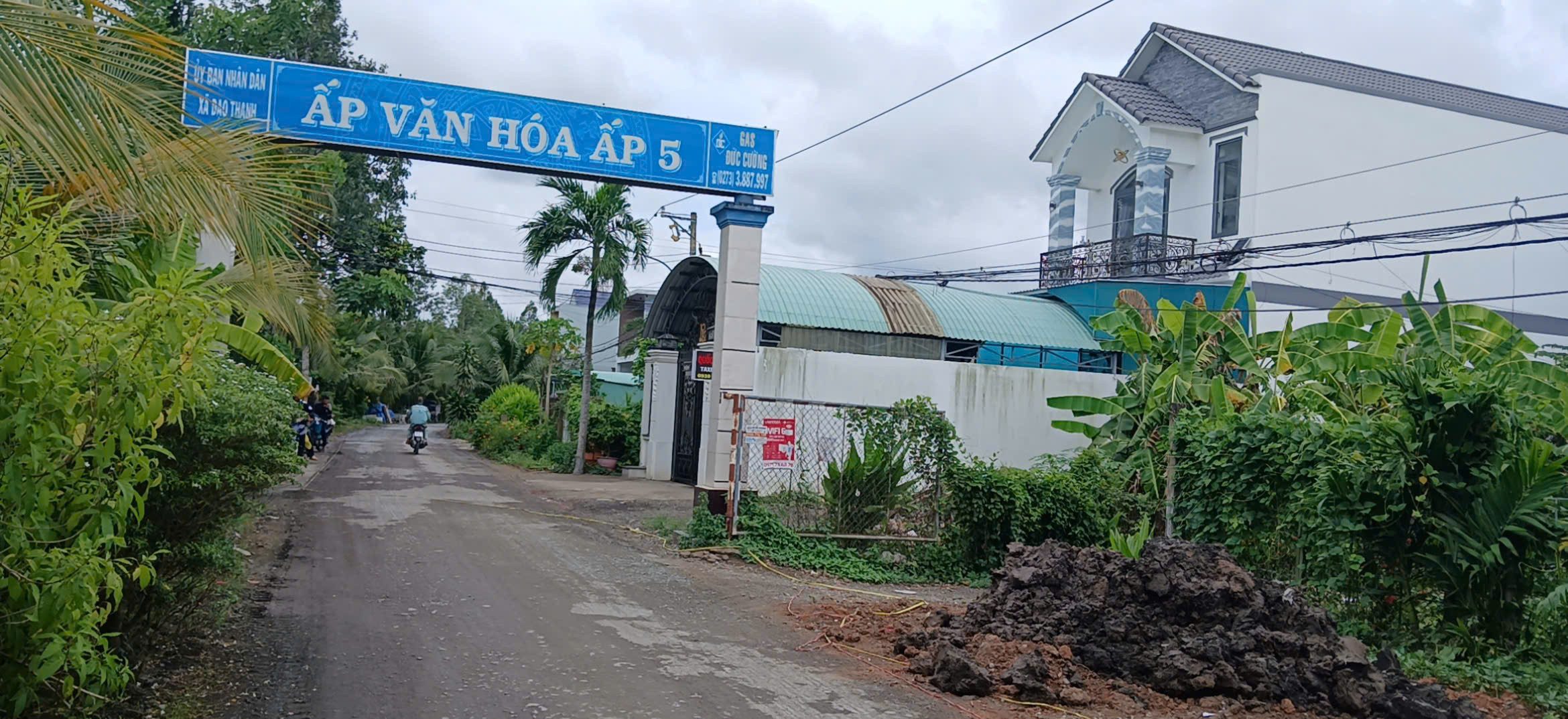 Bán LÔ ĐẤT ĐƯỜNG XE 7 Chỗ. Ấp 5, P Đạo Thạnh. Rộng 129m2. Giá chưa đến 800tr.