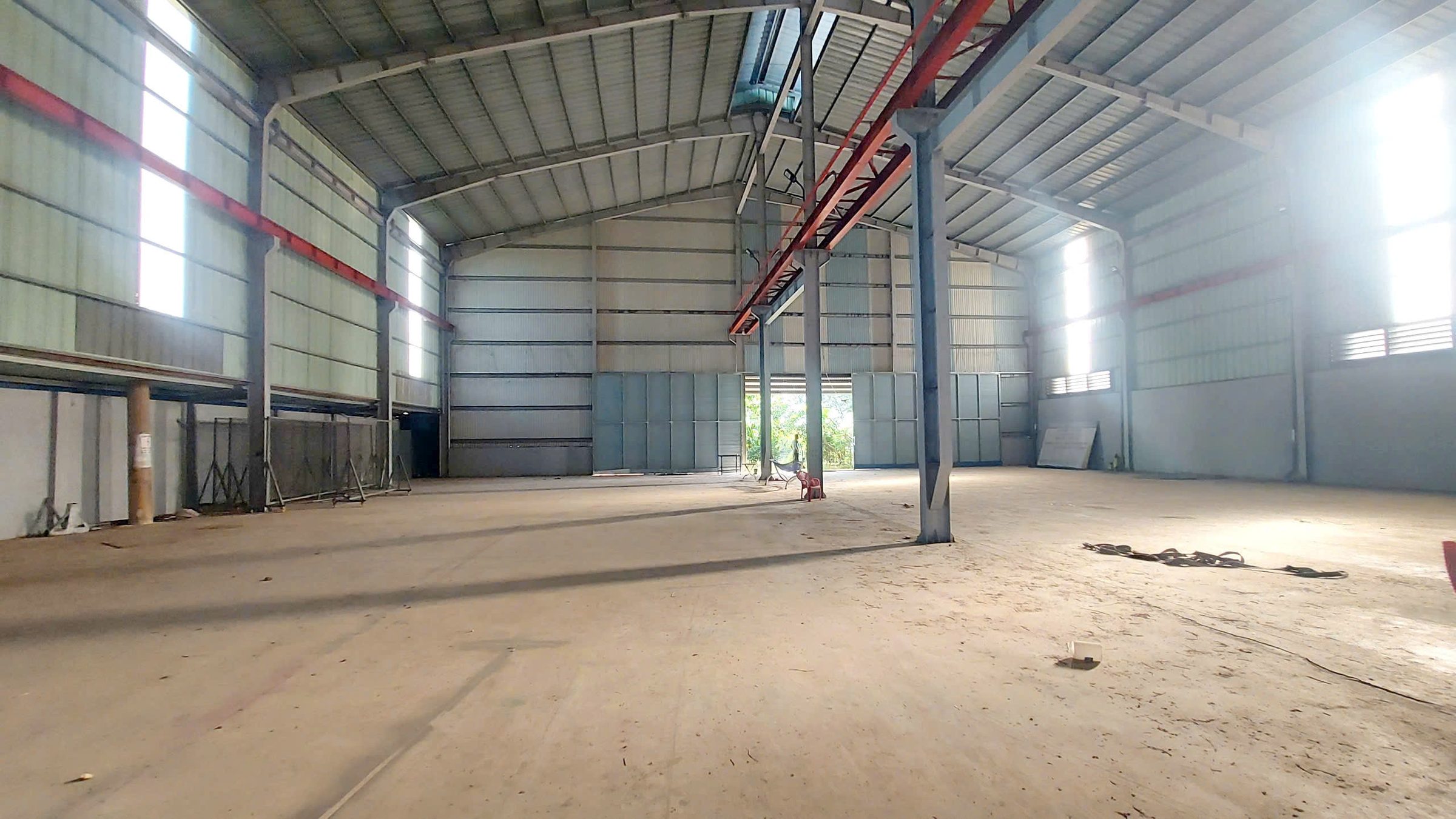 CHO THUÊ KHO XƯỞNG 1.400m2  VĨNH LONG