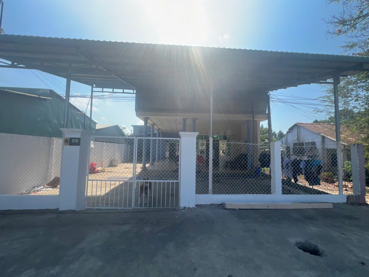 Chính chủ cần bán nhanh nhà 2 tỷ 2 thương lượng - Mặt tiền quốc lộ 54 Ngang 10.9m dài 28m
