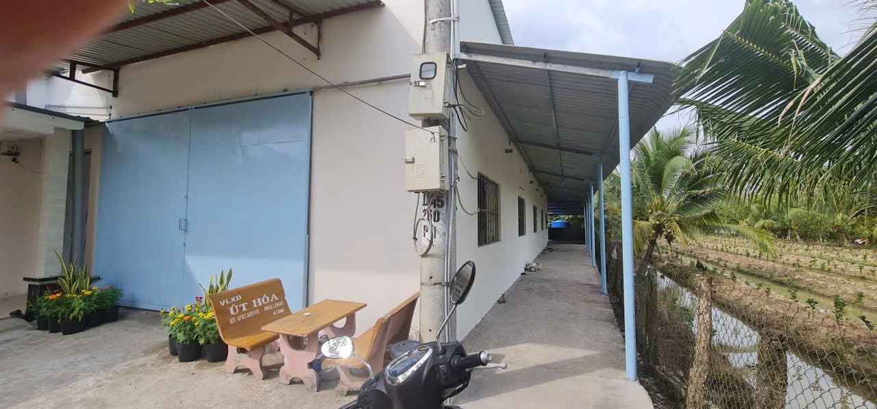 BÁN NHÀ XƯỞNG ĐANG HOẠT ĐỘNG – VỊ TRÍ ĐẸP, TIỀM NĂNG CAO