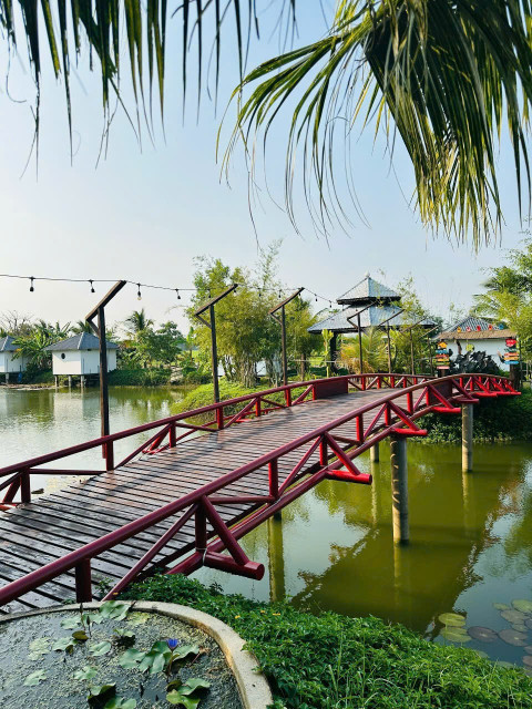 Bán hơn 1Ha Homestay có thổ cư đang kd rất tốt. Quốc lộ 55 . Thổ 453m2