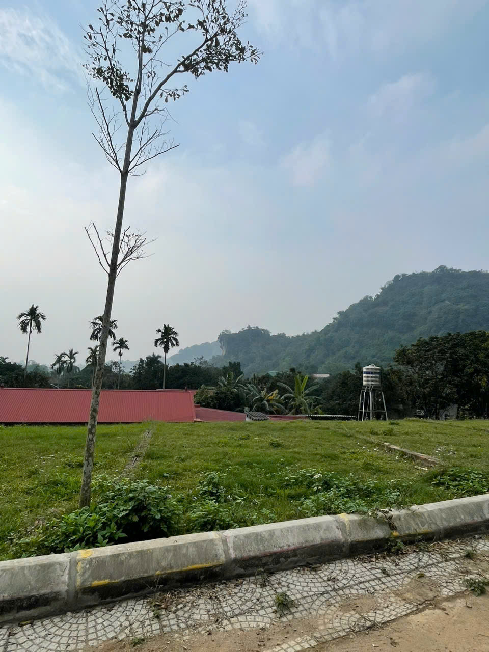 75m2 đất bám trục chính Sakana Resort cách QL6 chỉ 50m chỉ 6xxtr.