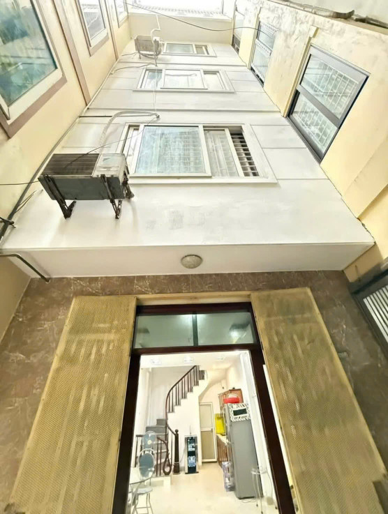 🏡 SỔ ĐỎ SẴN - CÔNG CHỨNG NGAY - NHÀ MẶT NGÕ XE TẢI TRÁNH - 7 PHÚT RA ĐẠI HỌC THỂ THAO & Q