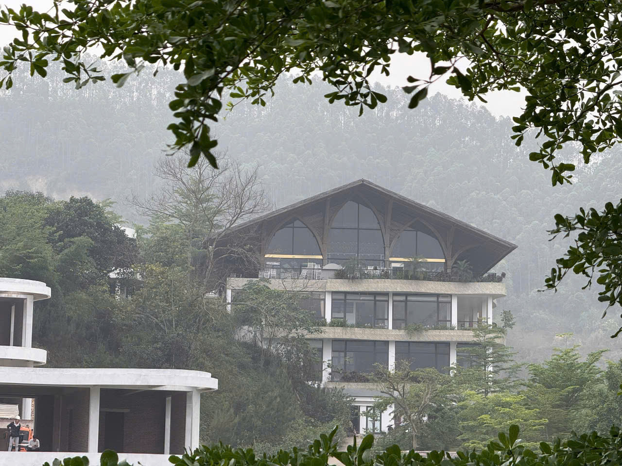 Bán Biệt thự nghỉ dưỡng cao cấp dự án IVORY VILLAS & RESORT Lương Sơn , Hòa Bình.