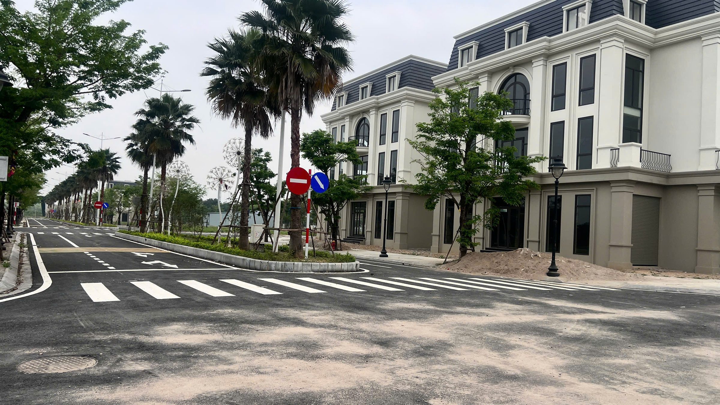 Chính chủ bán gấp lô lk ngã 3 ưu điểm kinh doanh hoặc để ở đều tốt giá chỉ loanh quanh hơn 28tr/m2