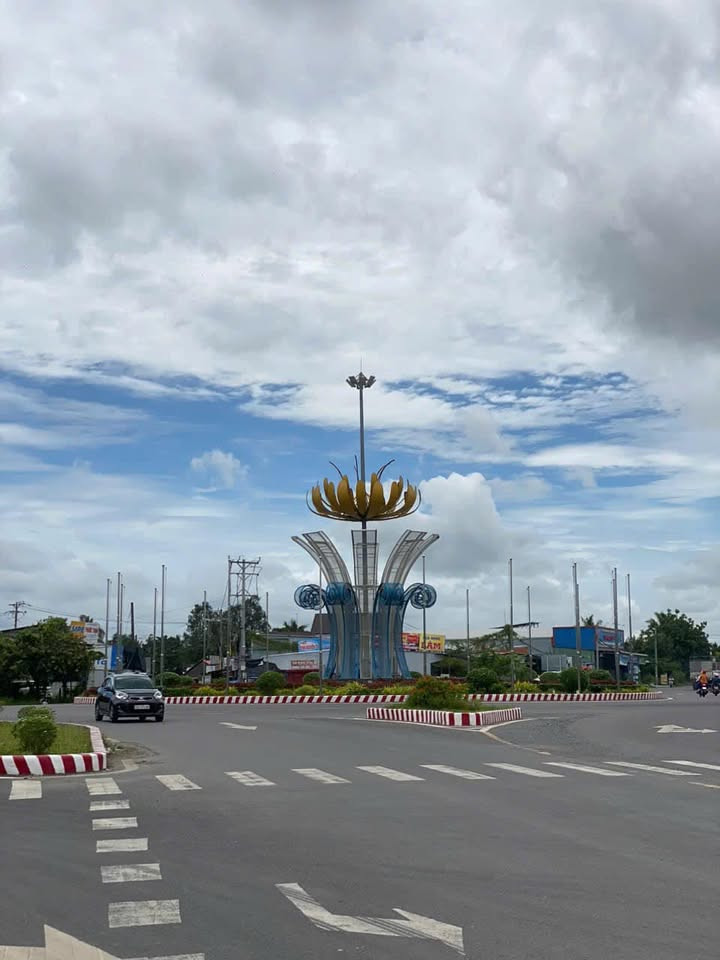 BÁN ĐẤT 2 MẶT TIỀN QUỐC LỘ 80 - VỊ TRÍ  TẠI XÃ BÌNH THÀNH, LẤP VÒ
