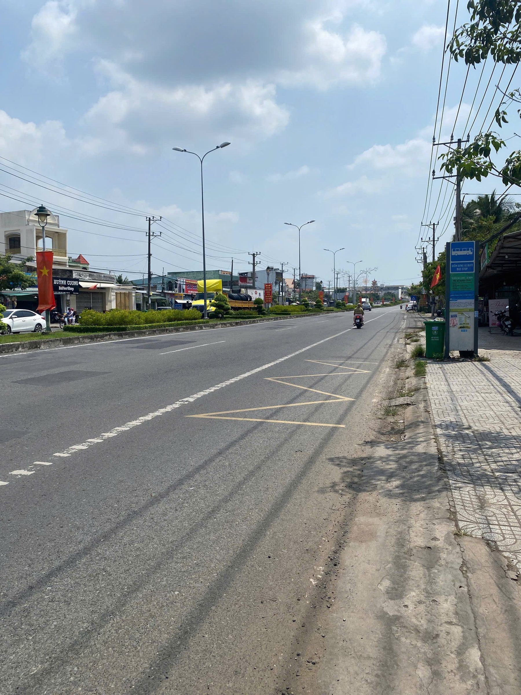 Bán đất mặt tiền đường Tôn Đức Thắng (quốc lộ 91 cũ) Đối Diện Khu CN Trà Nóc