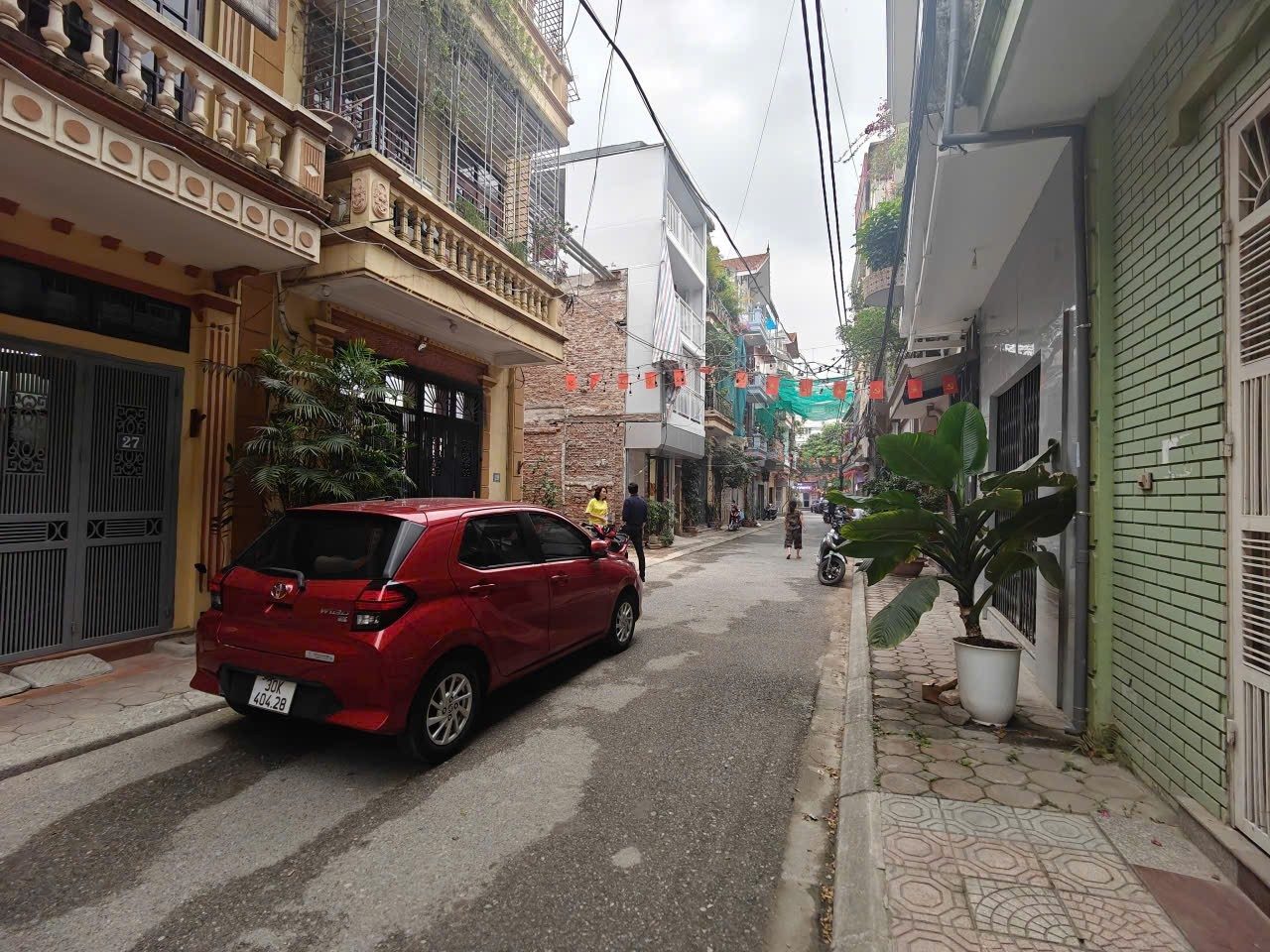 Bán đất Sài Đồng 75m² full thổ cư ngang 5m giá 21.5 tỷ tại Đường Sài Đồng Phường Phúc Lợi (MUA/BÁN BĐS nhắn tin Zalo 0862299066)