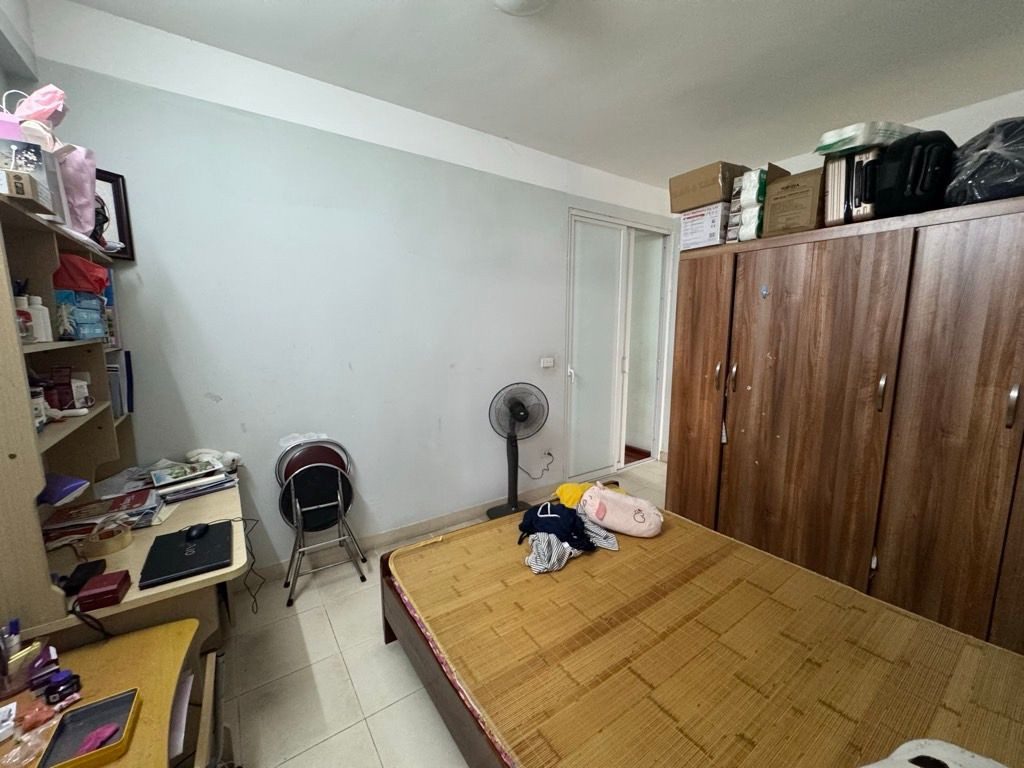 Bán Chung Cư Sài Đồng, Long Biên 63m2, chỉ 4,15 tỷ (Lô góc, giá thượng lượng)
