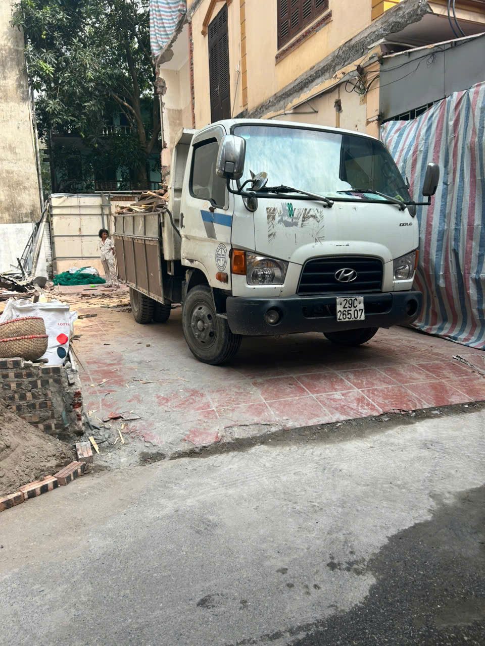 BÁN ĐẤT PHỐ SÀI ĐỒNG, LONG BIÊN, NGÕ THÔNG, Ô TÔ TẢI VÀO ĐẤT - 61M - 10.4TỶ