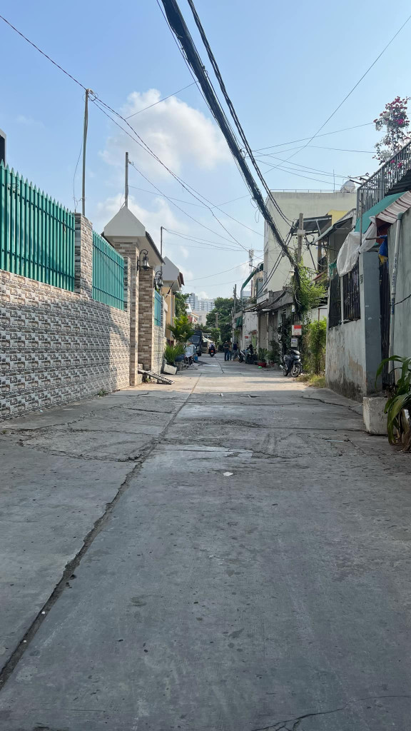 Ngang 5 tỷ có nhà 3 tầng - 80m2 - 4.5x17 - Hẻm 8m - Kinh Dương Vương, Bình Tân gần Quận 6