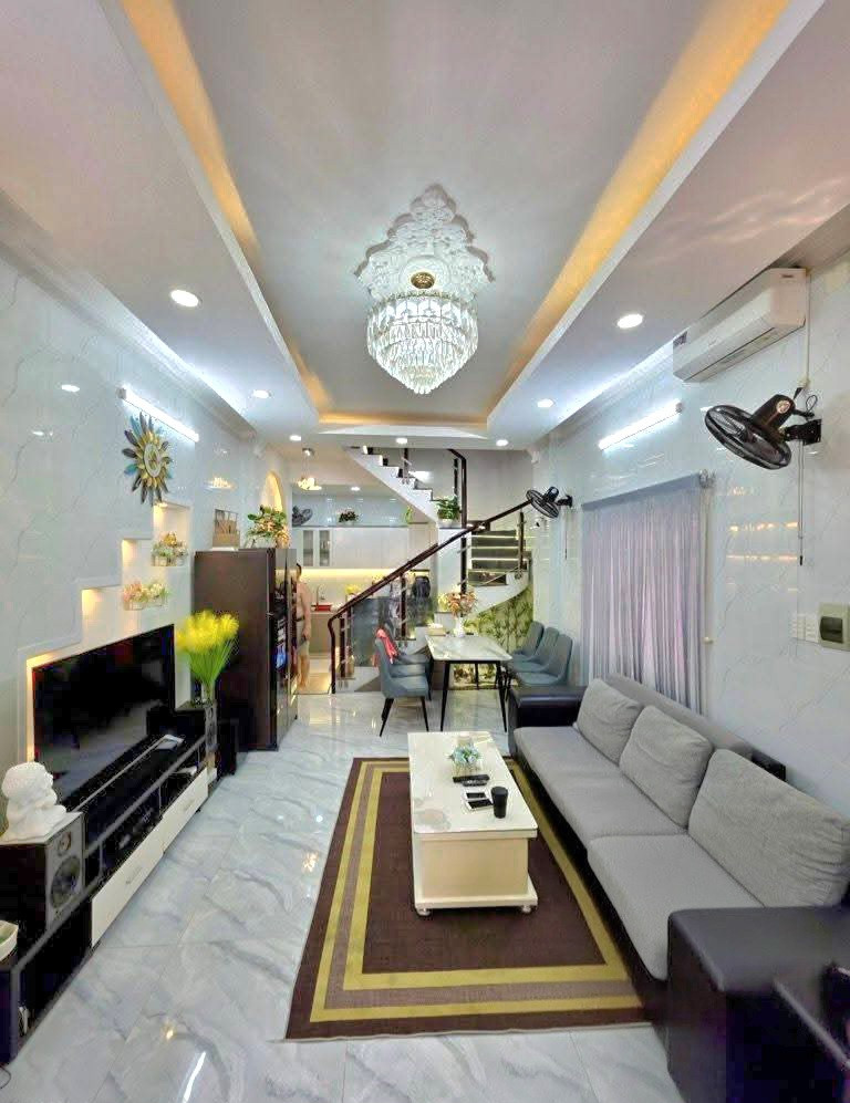 BÁN NHÀ ĐẸP SÁT TÂ.N KỲ TÂN QUÝ - KLG - ĐƯỜNG XE TẢI - 4PN - ( 4X16M )