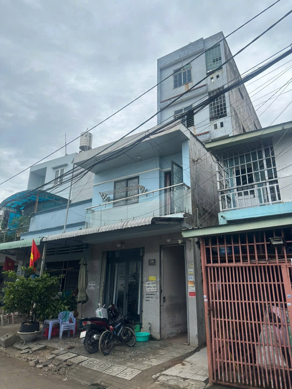 Bán nhà trọ 4 tầng MT Đg số 10 (rạch Nước Lên) 40 phòng trọ thu nhập ổn định
