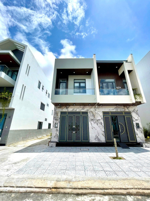 NHÀ CĂN GỐC ĐẸP  ĐANG HOÀN THIỆN  LÔ B,  VỊ TRÍ ĐẸP, KHU ĐÔ THỊ TÂY BẮC PHƯỜNG RẠCH GIÁ, TỈNH AN GIANG MỚI