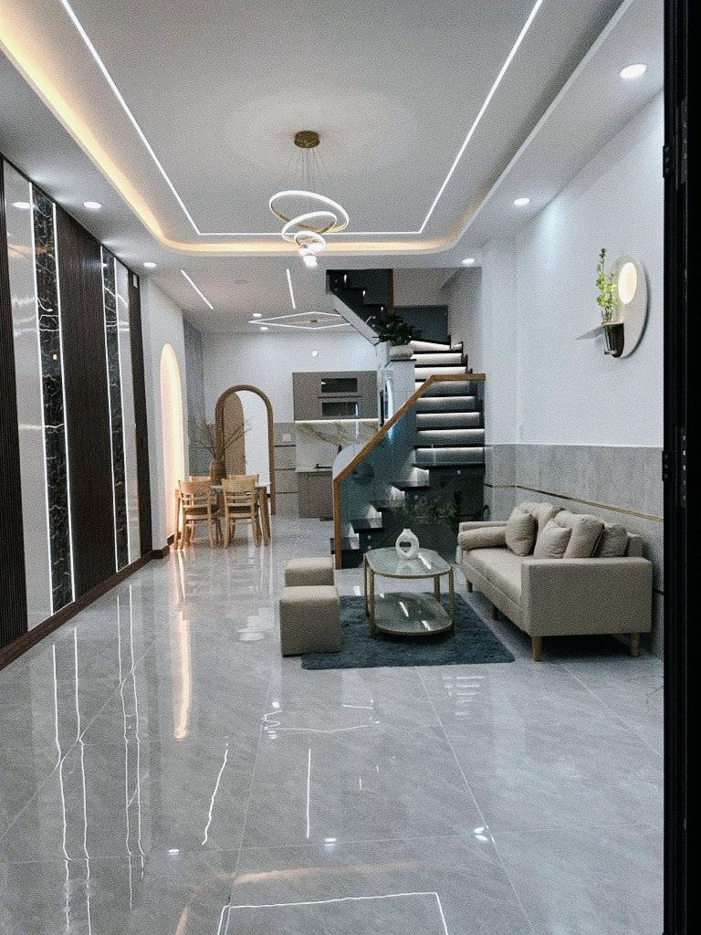 NHÀ ĐẸP HẺM ÔTÔ NGAY CHỢ 19/5 GIÁP AEON TÂN PHÚ