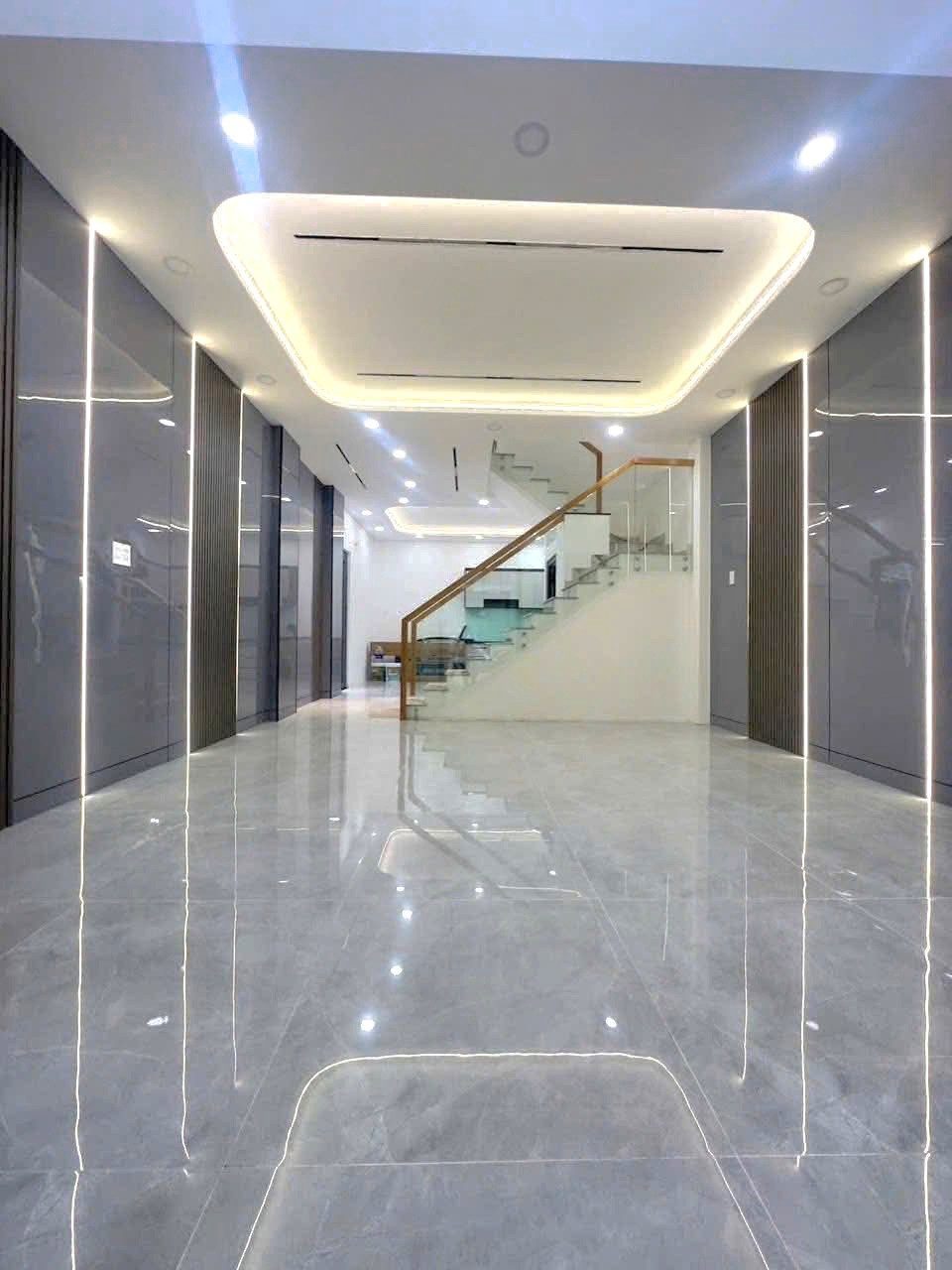 BÁN NHÀ ĐẸP SÁT TÂN KỲ TÂN QUÝ - AEO.N MAILL - ( 5X14M )