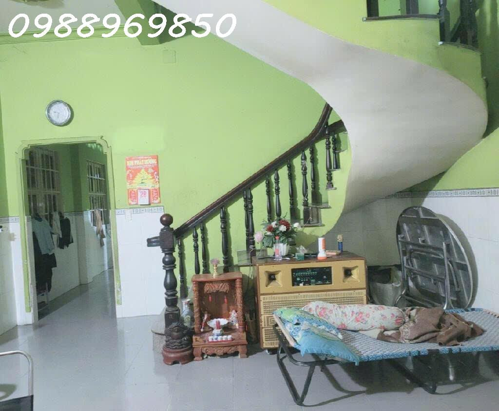 Gấp bán nhà mặt tiền đường số 12m ngang 7,2m, 200m2 giá 16,2 tỷ, phường Tam Bình, Thủ Đức.
