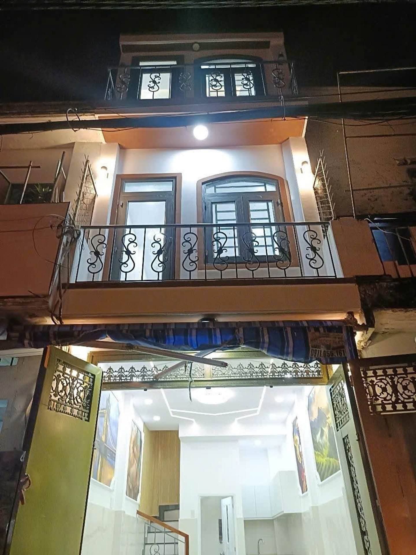 NHÀ MẶT TIỀN ĐẸP CHỈ HƠN 3 TỶ
Địa chỉ: Đ.số 14A, khu Bình Long, gần Tân Phú