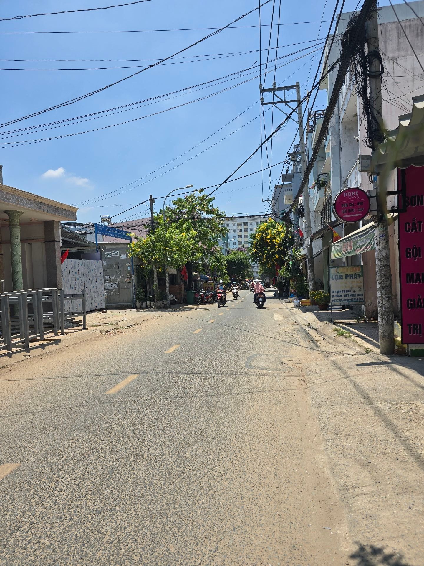 HXH Đ.SỐ 16 BÌNH TÂN GẦN AEON TÂN PHÚ.
