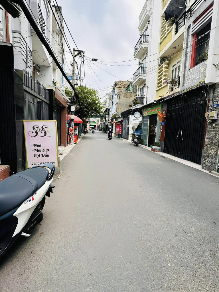 BHH - BÌNH TÂN] Bán nhà Bình Tân – Hẻm nhựa 8M rộng rãi, xe hơi ngủ trước cửa- 4x13- 52m2