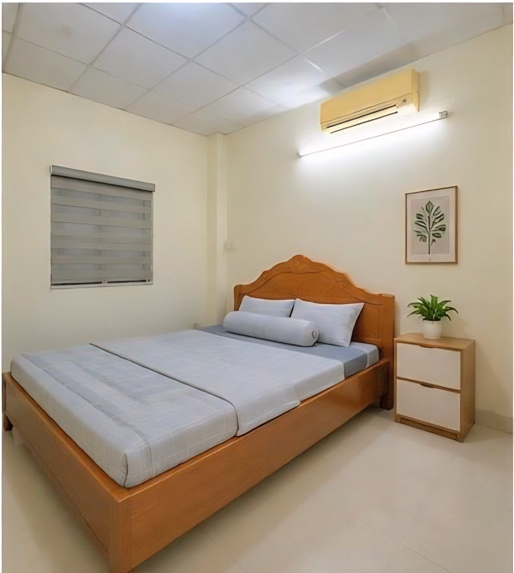 BÁN NHÀ ĐẸP CẠNH TÂ.N KỲ TÂN QUÝ - HẺM XE HƠI - NGANG KHỦNG 6.4M