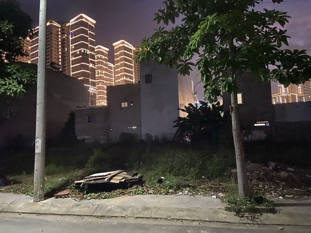 ĐẤT PHÂN LÔ 75M_XE HƠI LONG BÌNH_CẠNH Vinhomes BẠT NGÀN TIỆN ÍCH_CƠ HỘI SINH LỜI CAO. 4.1 TỶ. TL.