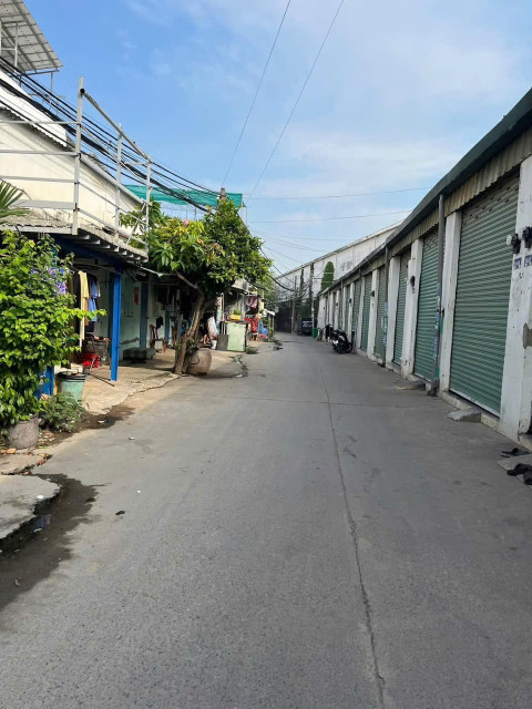 Đất có 10 phòng trọ đường số 2 . Lò lu . p Trường Thạnh Giá tốt