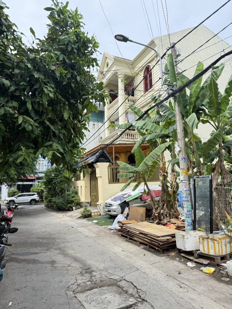 Bán đất 135m² full thổ cư ngang 7.5m giá 18 tỷ tại Đường số 20 Phường Hiệp Bình