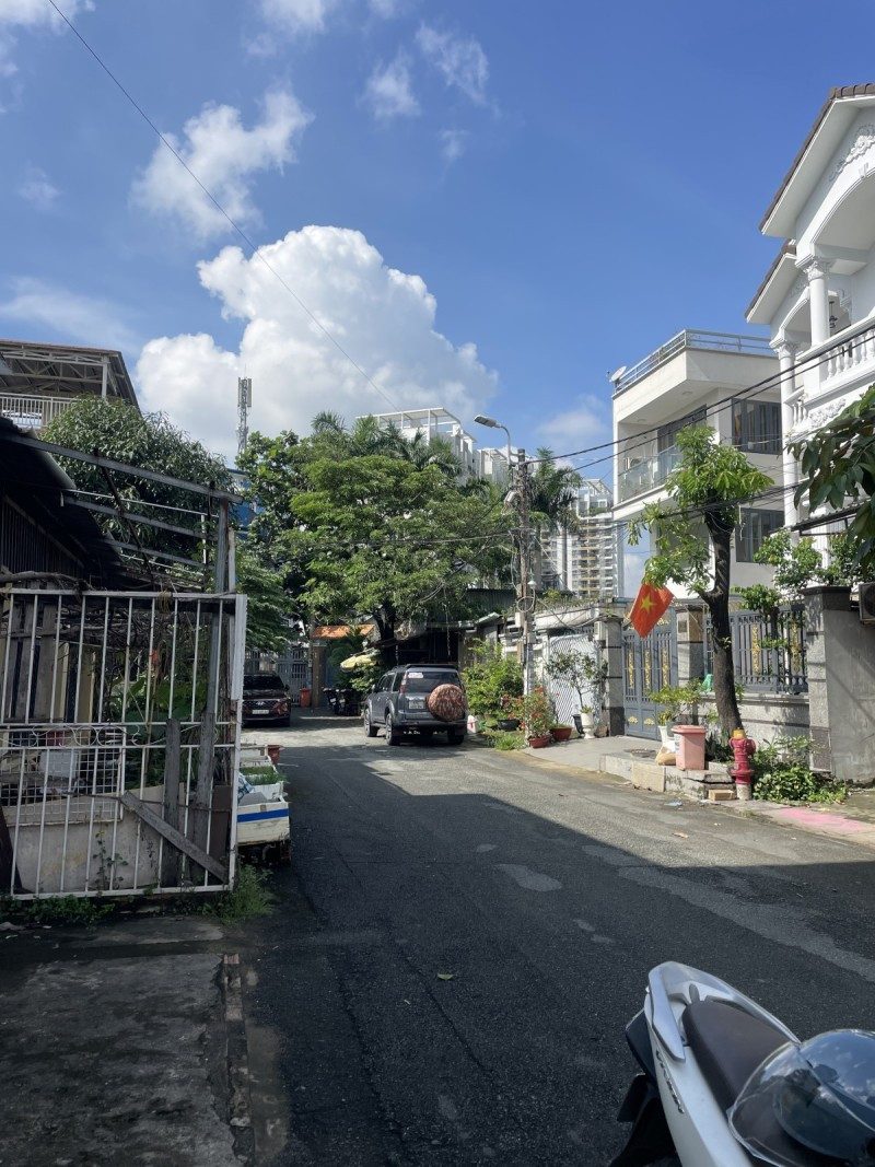 Bán đất 135m² full thổ cư ngang 8m giá 14.5 tỷ tại đường Số 23 Phường Hiệp Bình