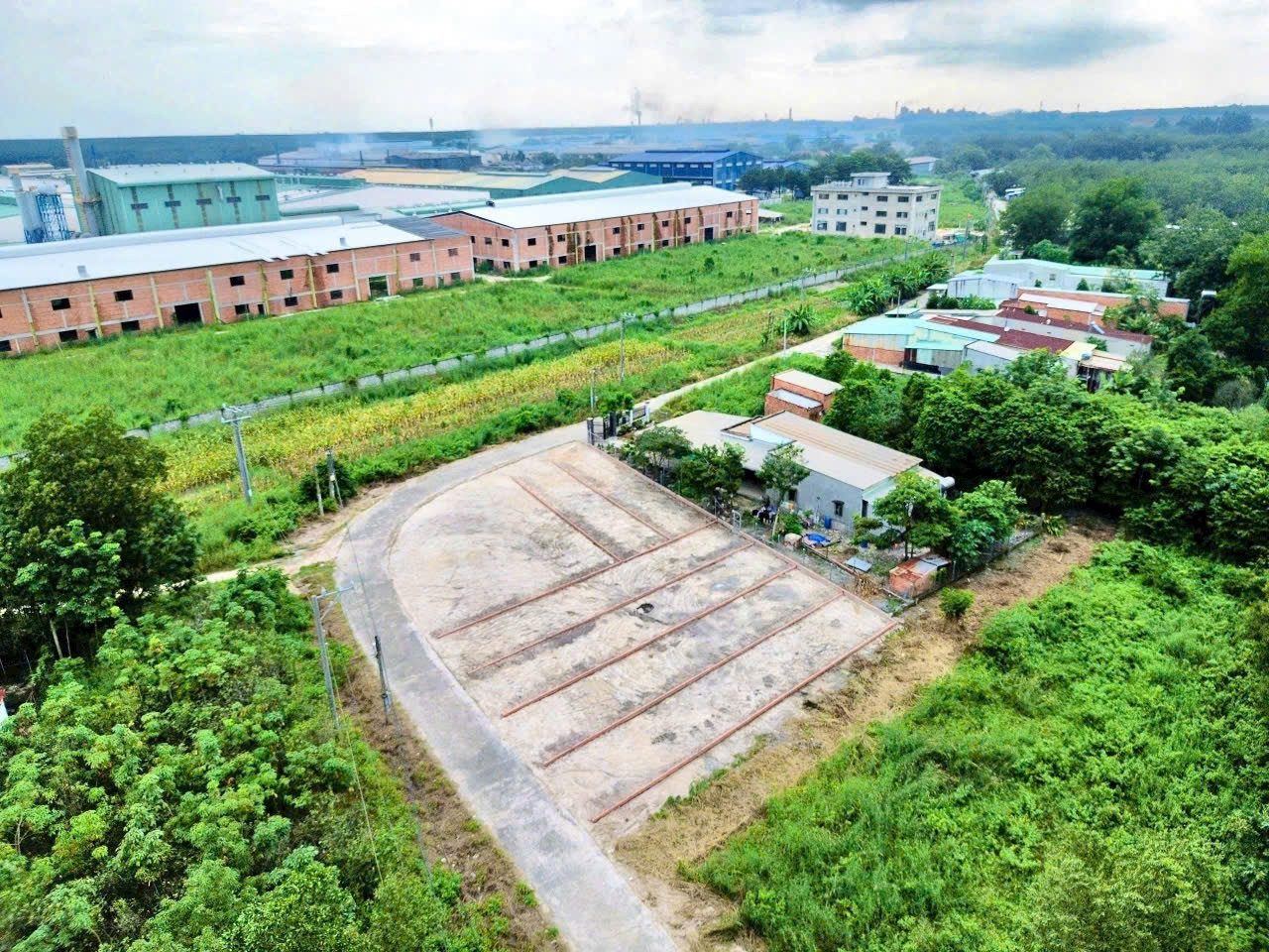 Bán đất 250m² có sẵn 50m² thổ cư ngang 5m giá 600 triệu tại Đường số 24 Phường Minh Hưng