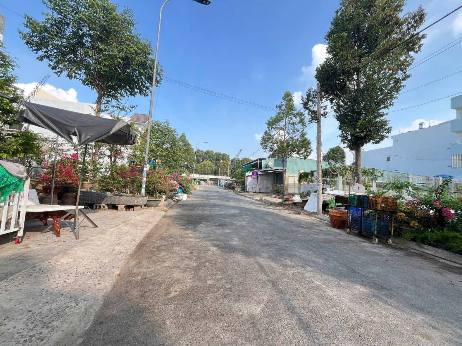 Bán nền F8-77 đường số 28 khu 586, P Hưng Phú TP Cần Thơ.