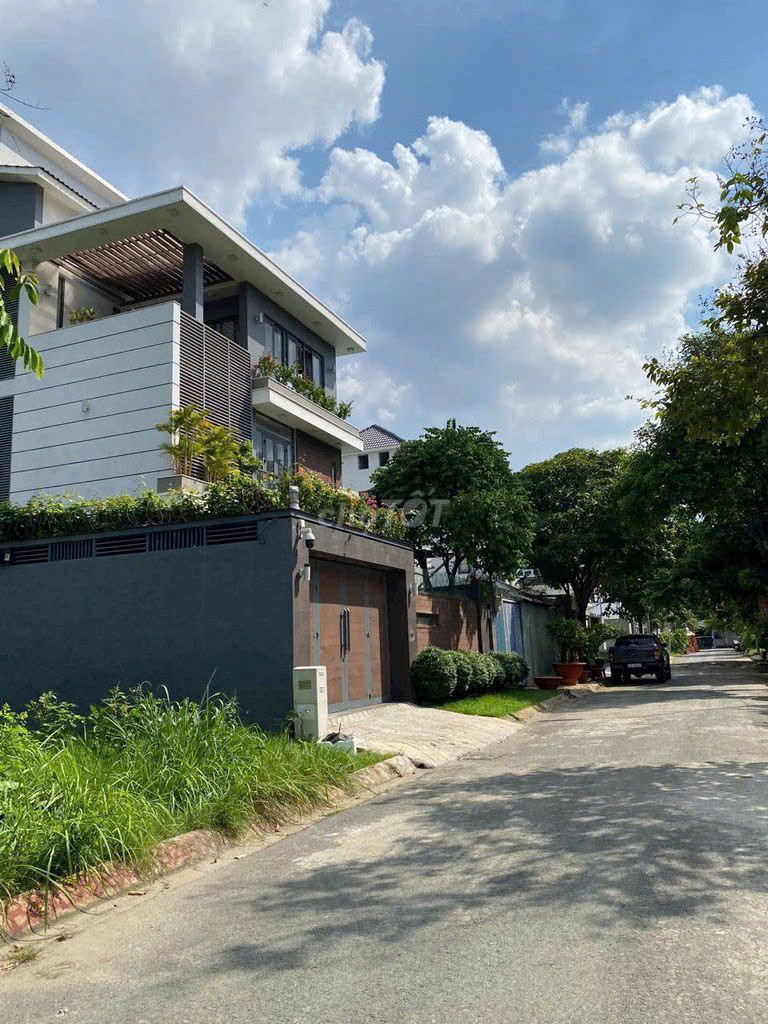 Chỉ nhỉnh 2Tỷ sở hữu lô đất góc 2 mặt tiền - Đường số 28, Phường Linh Đông, Tp Thủ Đức - Pháp lý sạch sẽ