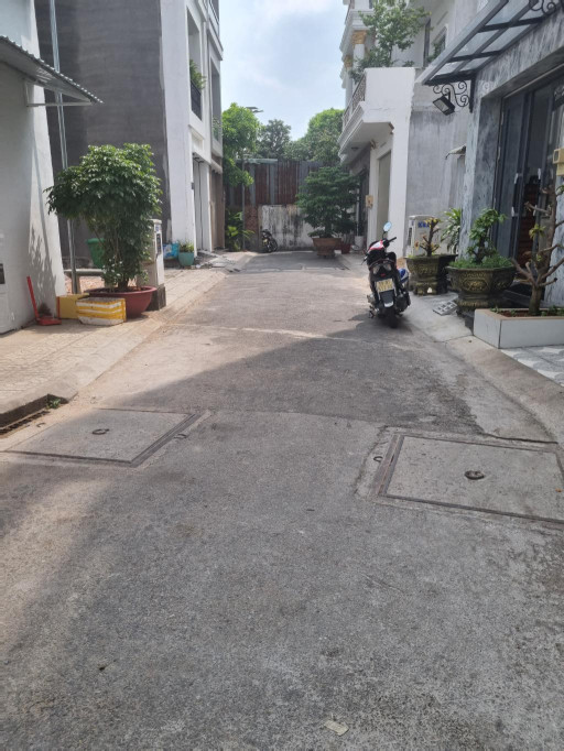 Ngang 7 tỷ - nhà 4 tầng ở ngay - 76m2 - 4x19 - Hẻm nhựa 8m - Đường Số 29 khu Tên Lửa - Bình Trị Đông B - Bình Tân