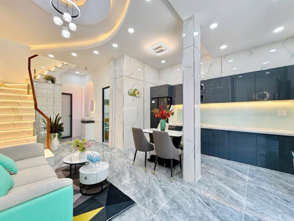 NHÀ MỚI VÀO Ở NGAY, SÁT TRƯỜNG THPT LÊ THÁNH TÔN, P. TÂN KIỂNG, 48M2, NHỈNH 5 TỶ, HOÀN CÔNG