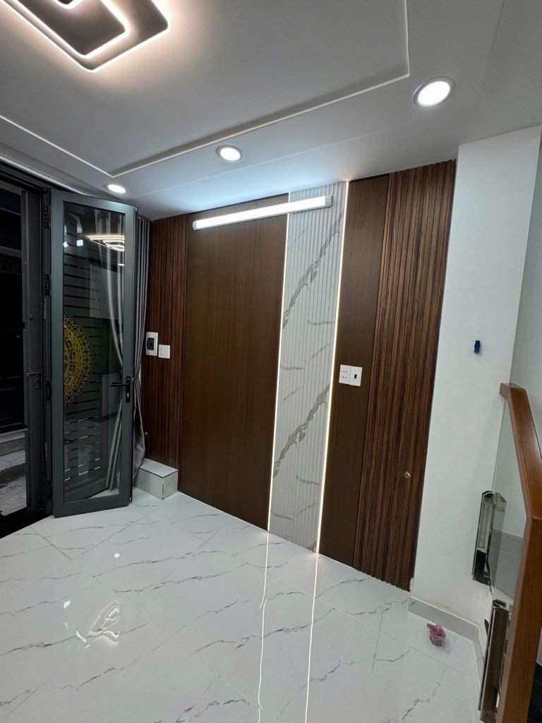 NHÀ XÂY MỚI 3 TẦNG BHHA BÌNH TÂN