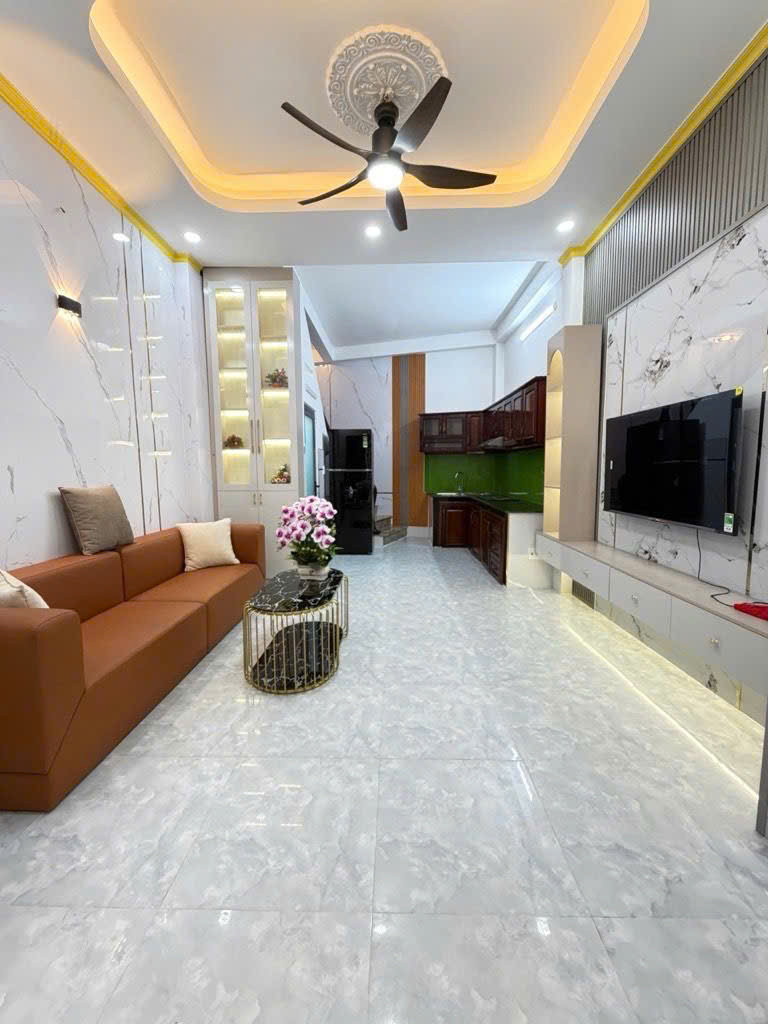 CHỦ GẤP BÁN HXH NHÀ ĐẸP Ở LIỀN FULL NỘI THẤT CAO CẤP