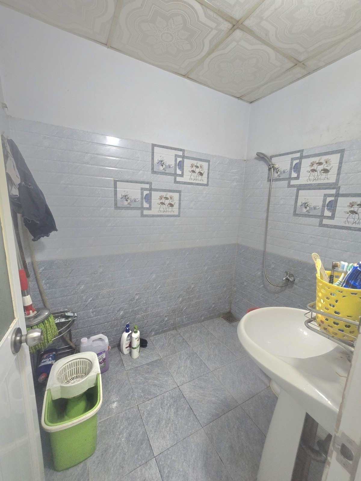 BÁN ĐẤT TẶNG NHÀ ĐƯỜNG SỐ 4, TRƯỜNG THỌ - 265m2 - GIÁ 10.5 TỶ , HẺM XE HƠI